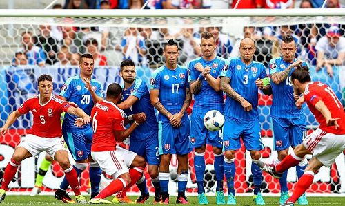  巴黎圣日耳曼“马年”盛宴：足球与东方文化的激情碰撞